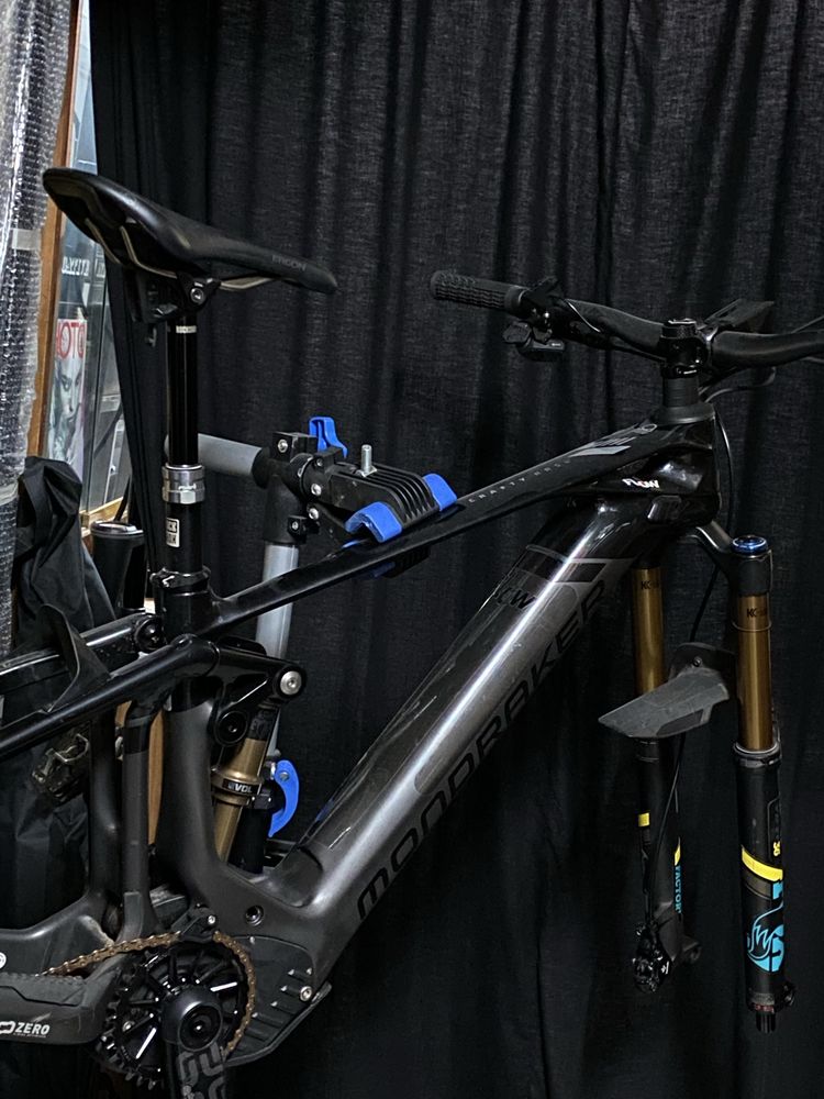 Bicicleta  Mondraker Crafty Carbon SL eletrica Enduro Fox