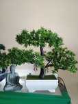 Sztuczne drzewko bonsai bardzo gustowne jak żywe