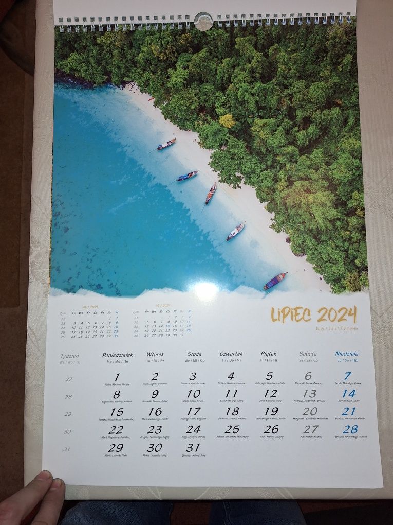 Kalendarz scieny  duży Najpiękniejsze Plaże Świata 2024