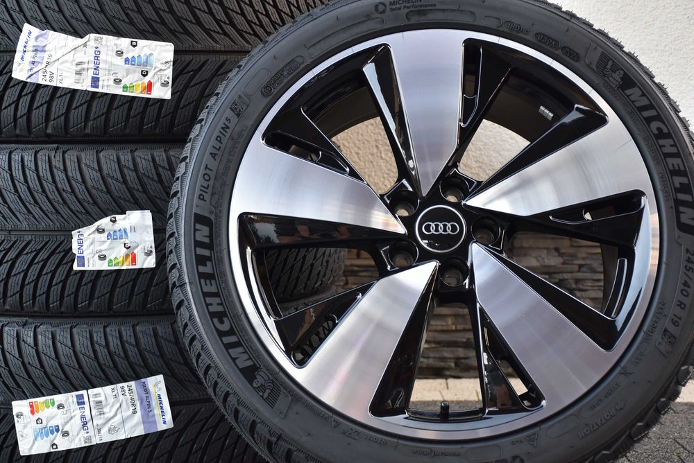 Nowe koła zimowe OEM Audi A5 S5 B10 8B3 19" Nowy model Michelin 2025r