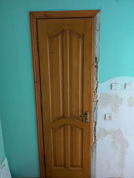 Двері дерев'яні бу