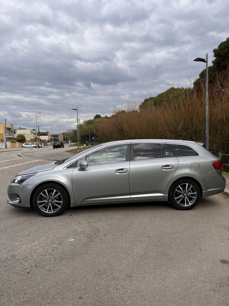 Toyota Avensis SW 2.0 D-4D+GPS