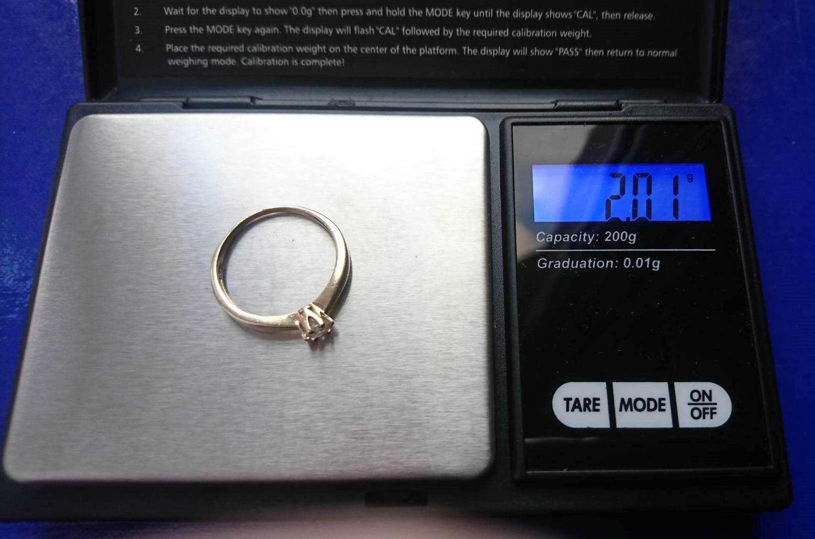 Złoty pierścionek pr.585 diamentowaną cyrkonia