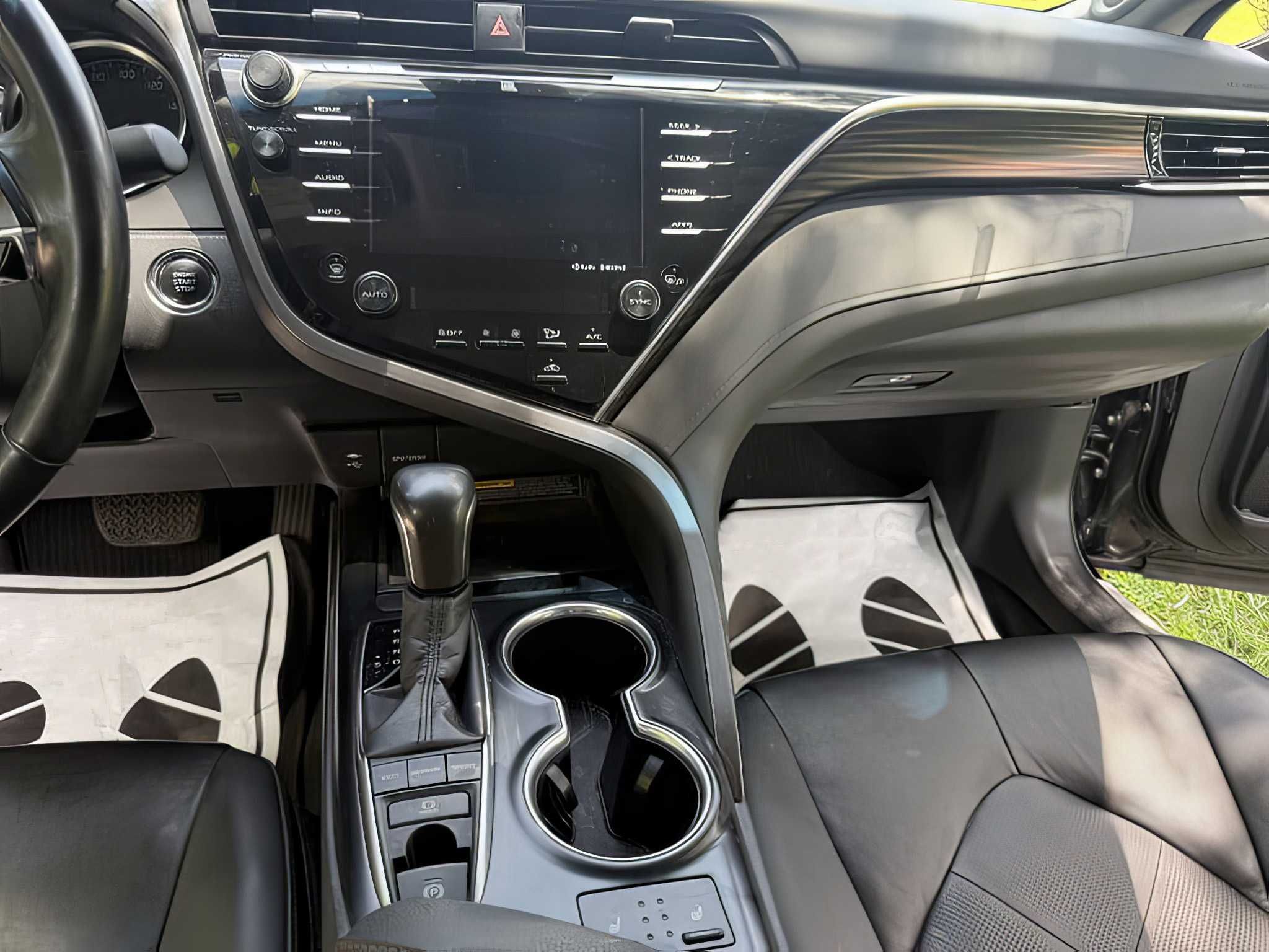2018 Toyota Camry XLE
