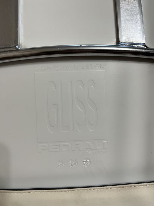 Krzesla Pedrali Gliss 341 4szt