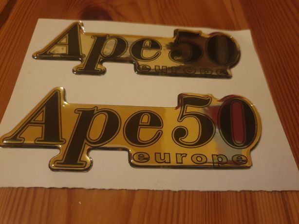 Nowy oryginalny emblemat Piaggio Ape 50