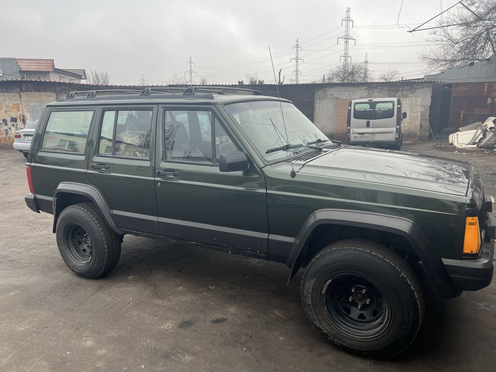 Jeep Cherokee 2.5 tdi