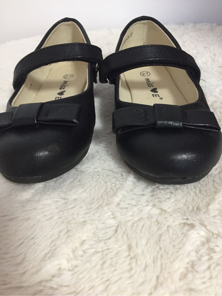 Czarne buty baleriny dla dziewczynki rozmiar 27