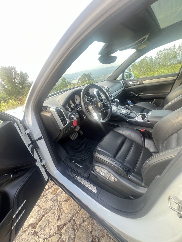 Porsche Cayenne com 40000kms