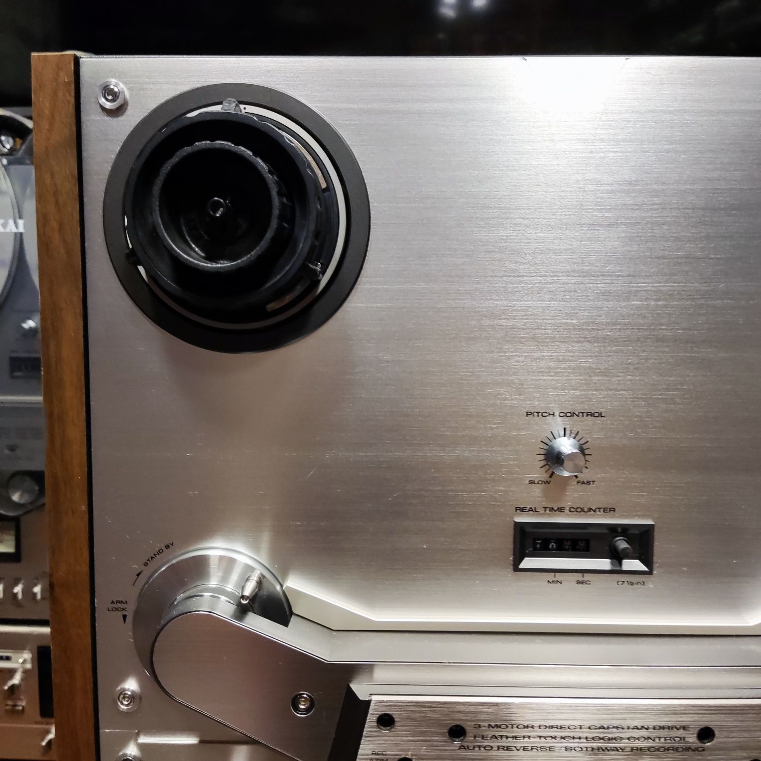 Magnetofon szpulowy Akai GX-635D
