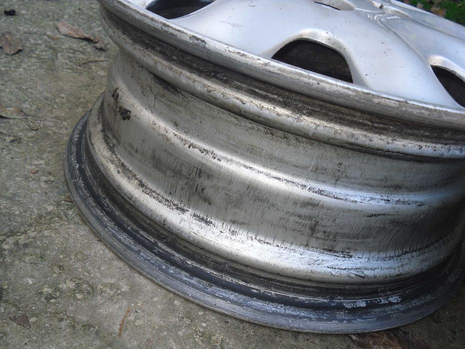 продам диск легкосплавный