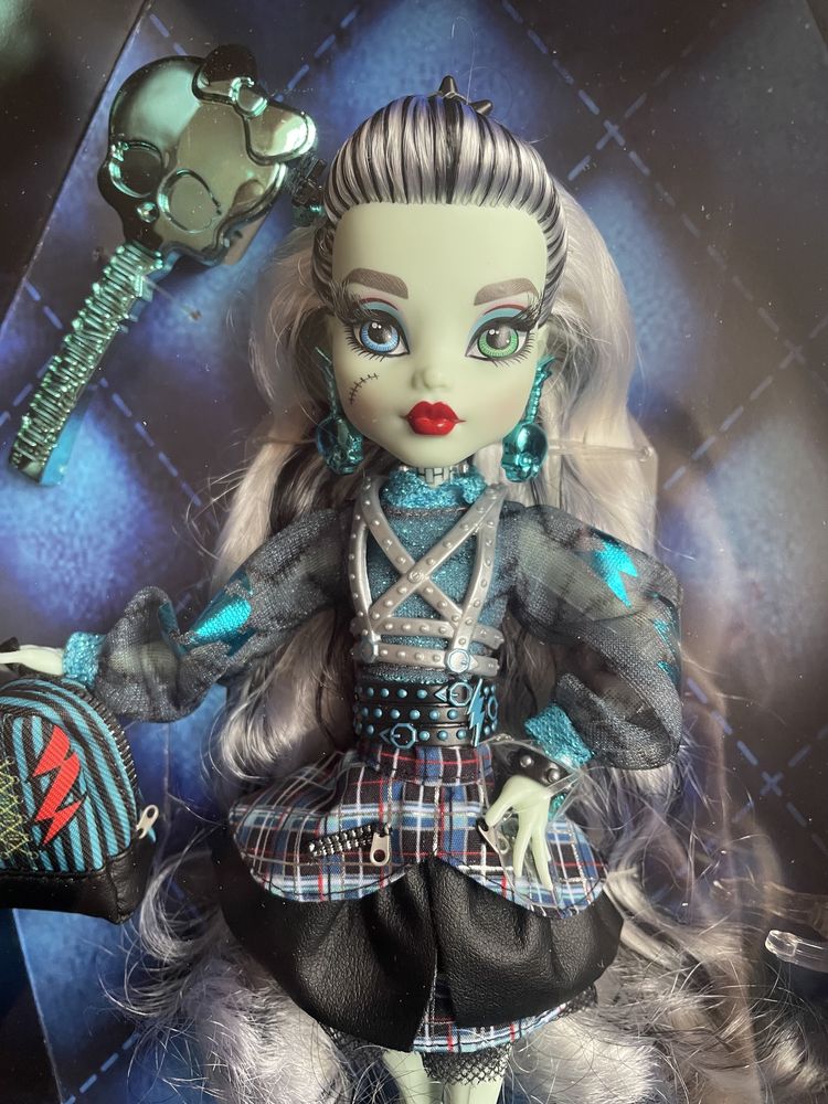 Коллекционные Monster High  Френки Клео Чаки