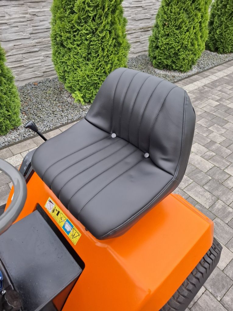 Traktorek Traktor Kosiarka HUSQVARNA YT150 Briggs&Stratton 15.5HP