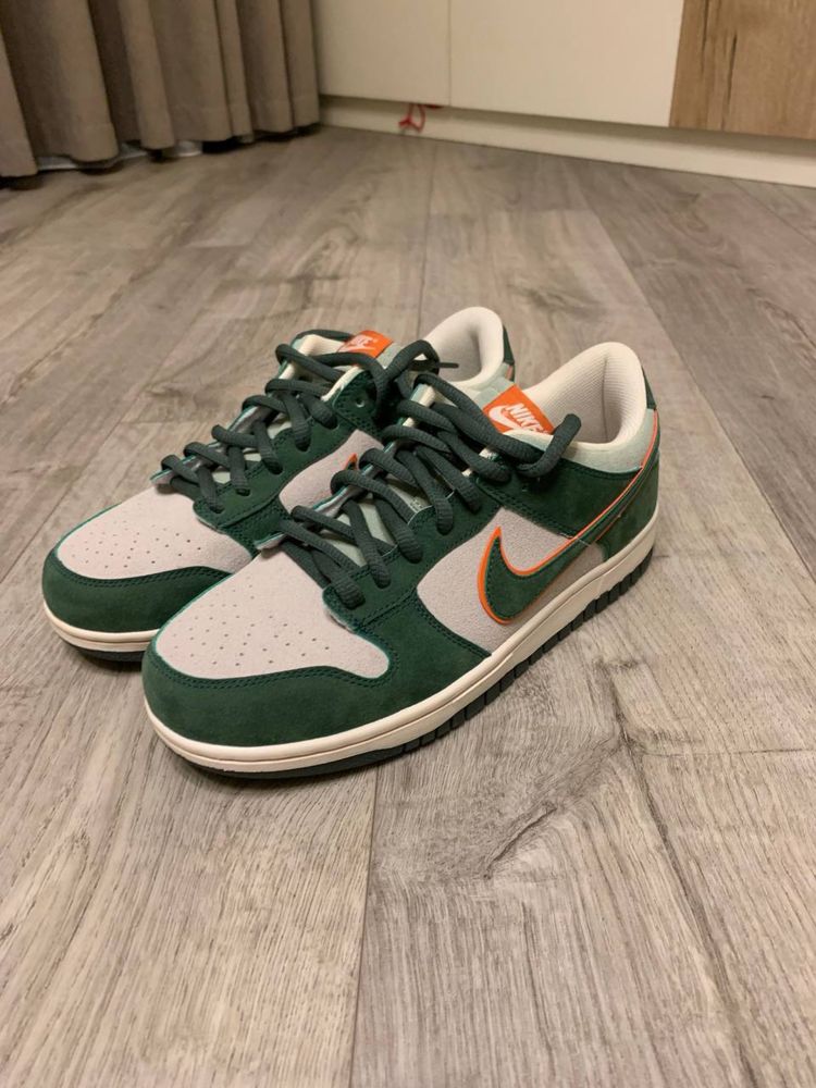 Nike dunk low