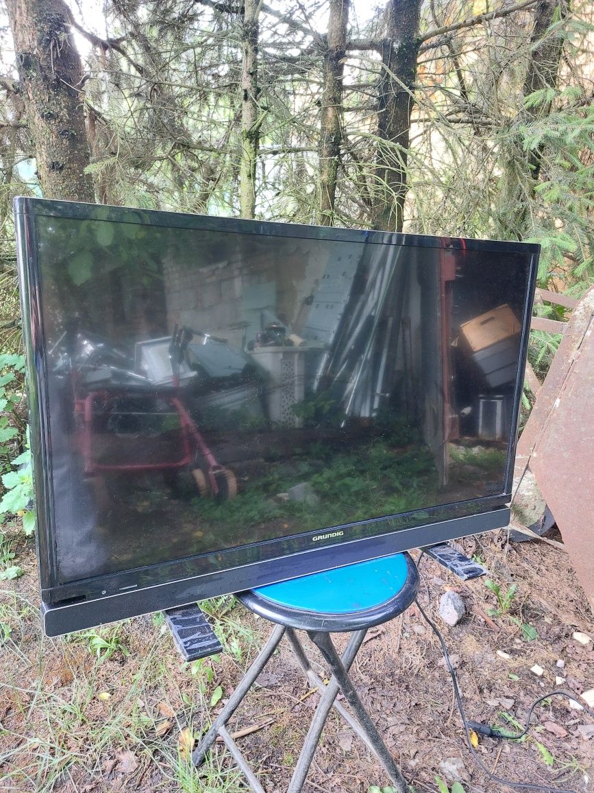 Telewizor Grundig 32 GHB 5716