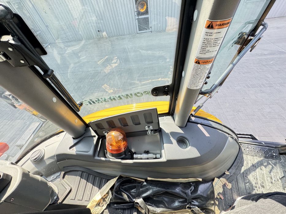 Екскаватор-навантажувач TARSUS 885 (аналог JCB 3CX)