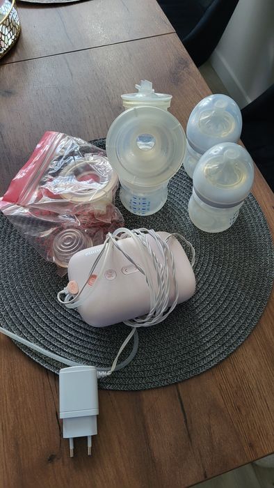 Laktator elektryczny Philips AVENT SCF395/11 120 ml