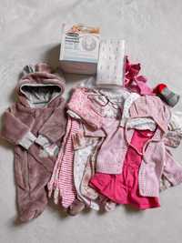 Пакет різних речей для новонародженої