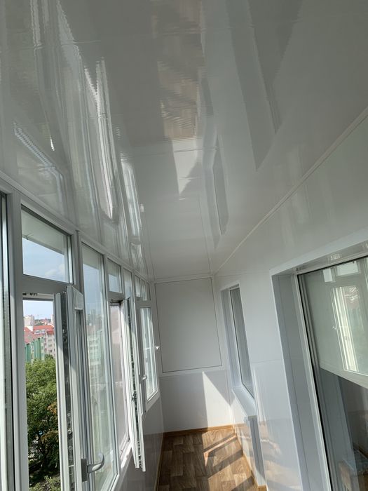 Обшивання балконів