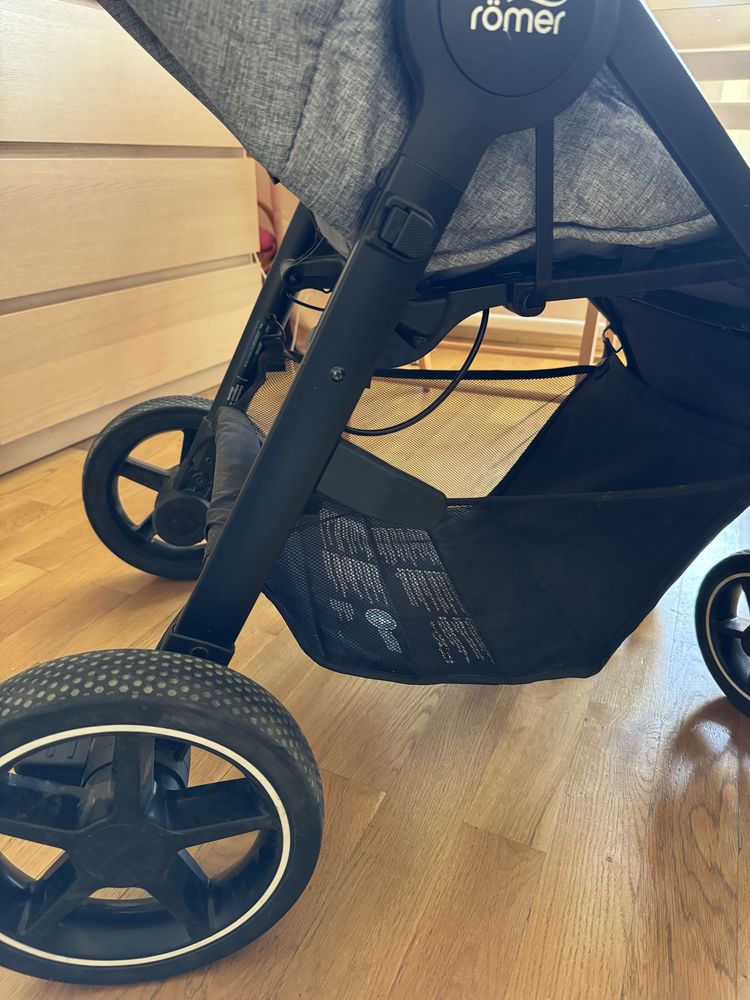 Прогулянкова коляска Britax Römer B-Agile R (Elephant Grey/Black)