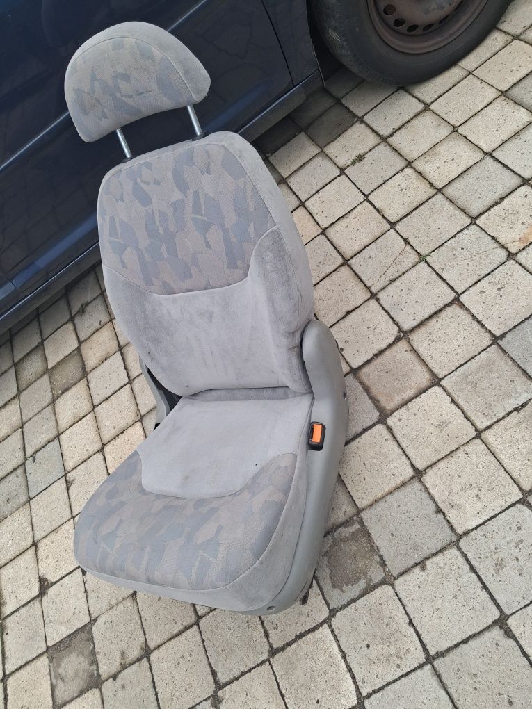 Fotel tył  vw sharan seat alhambra 95-10 ford galaxy 95-05