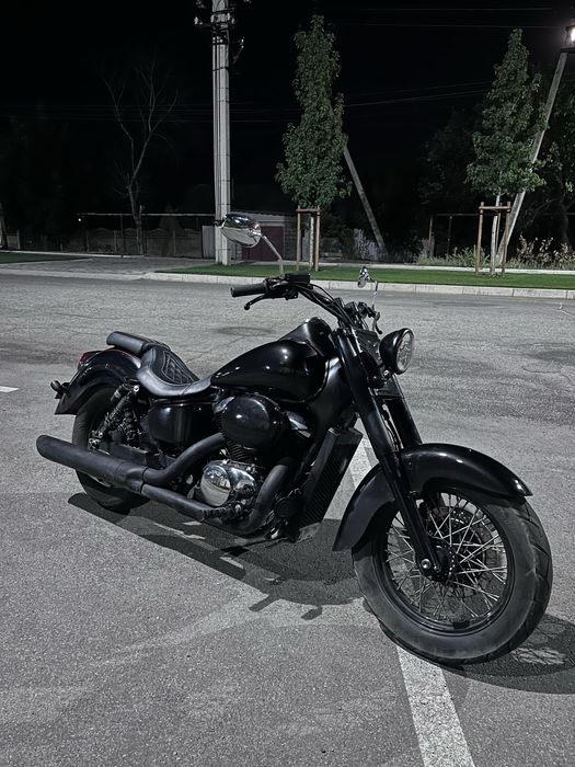 Honda shadow 400 black