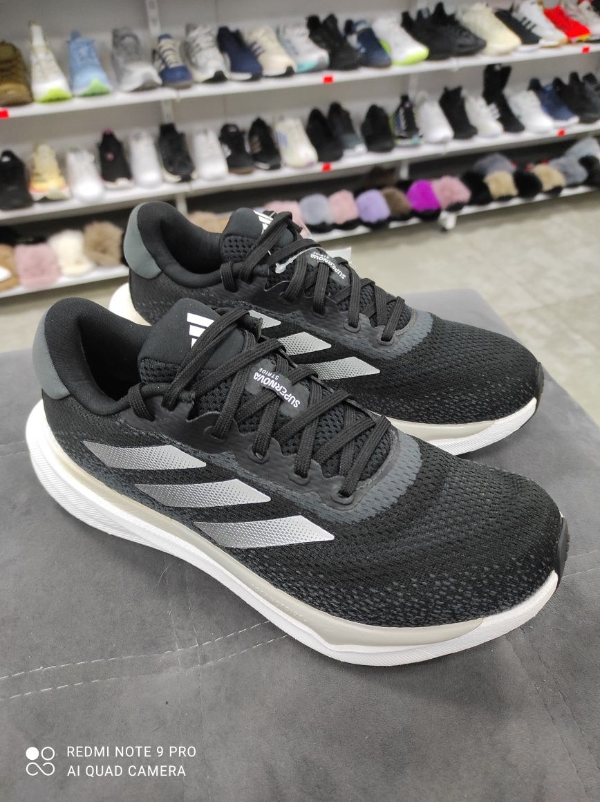 ОРИГІНАЛ 100% Кросівки Adidas Supernova Stride Black IG8317 39 1/3