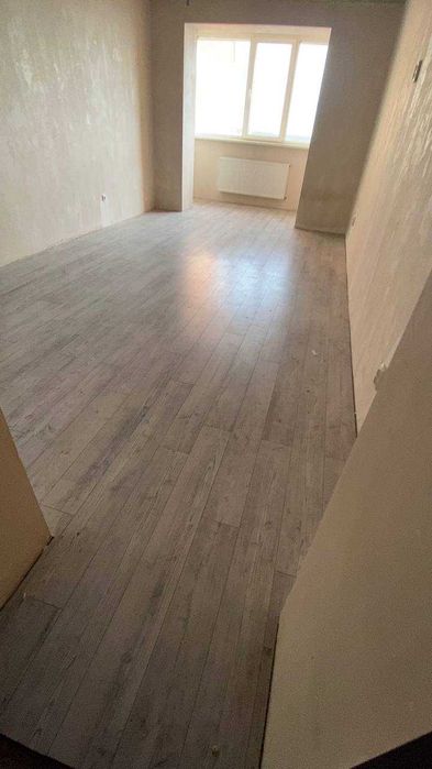 2-х кімнатна квартира в цегляному газовому будинку Старицького/Ріхтера