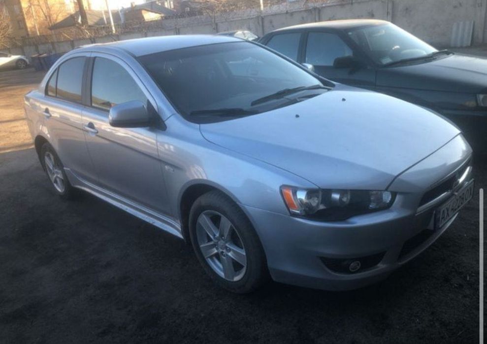 Митцубиси лансер 10