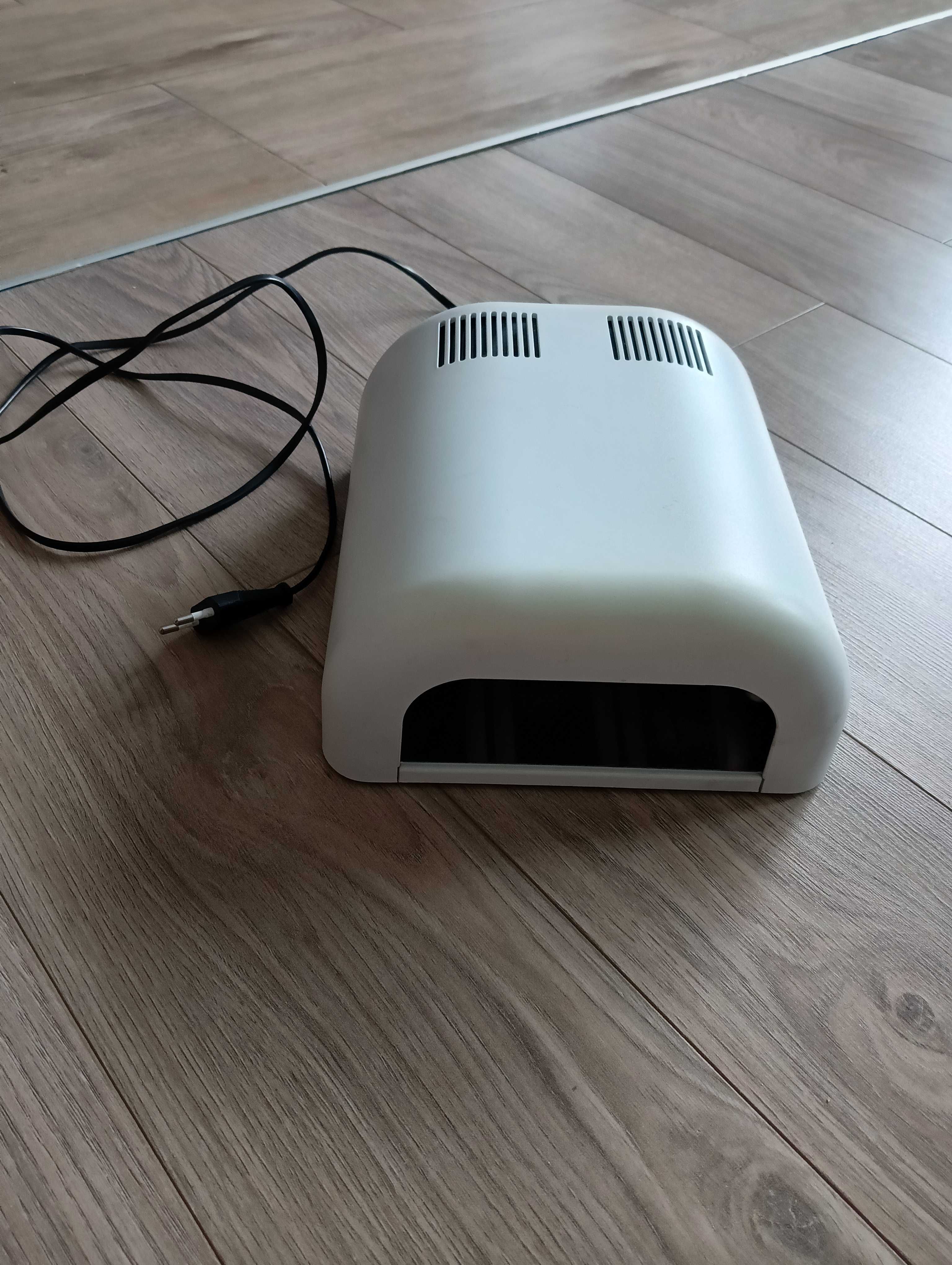 Podgrzewacz do wosku w rolce + lampa uv