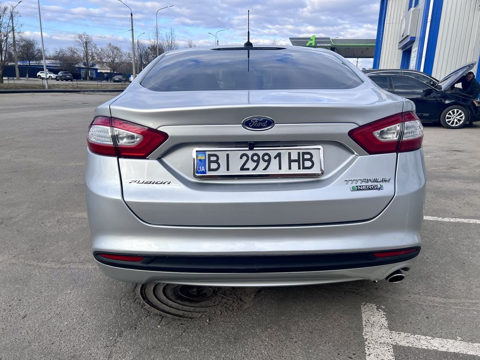 Продам Ford Fusion plug-in hybrid (Подзаряжаемый гибрид)