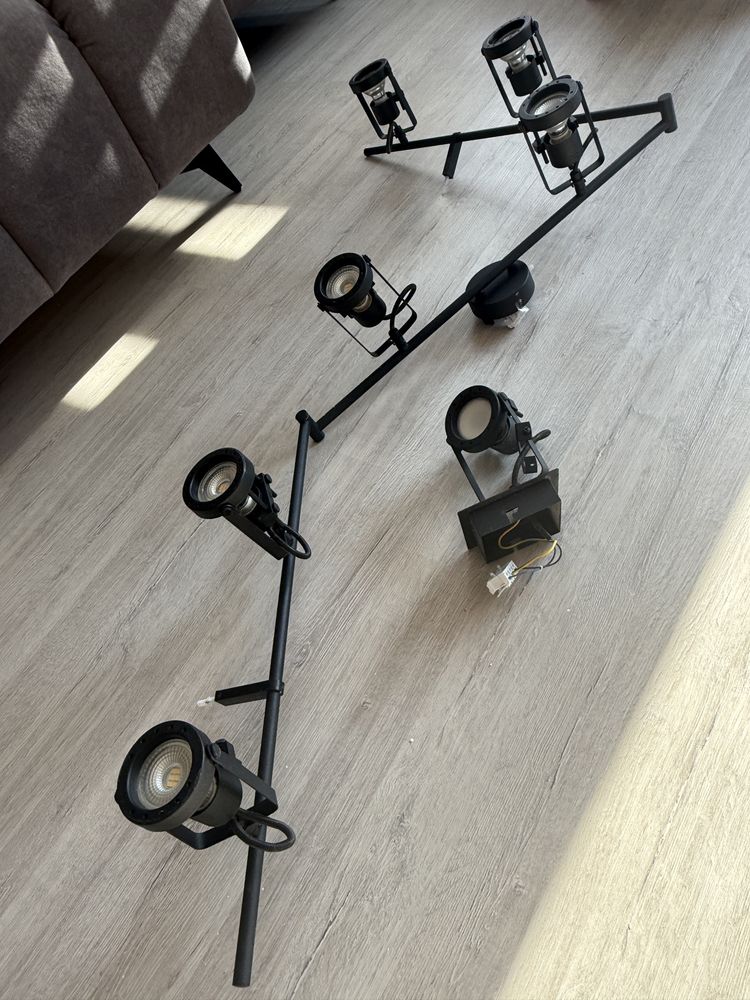 Lampa listwa reflektorowa