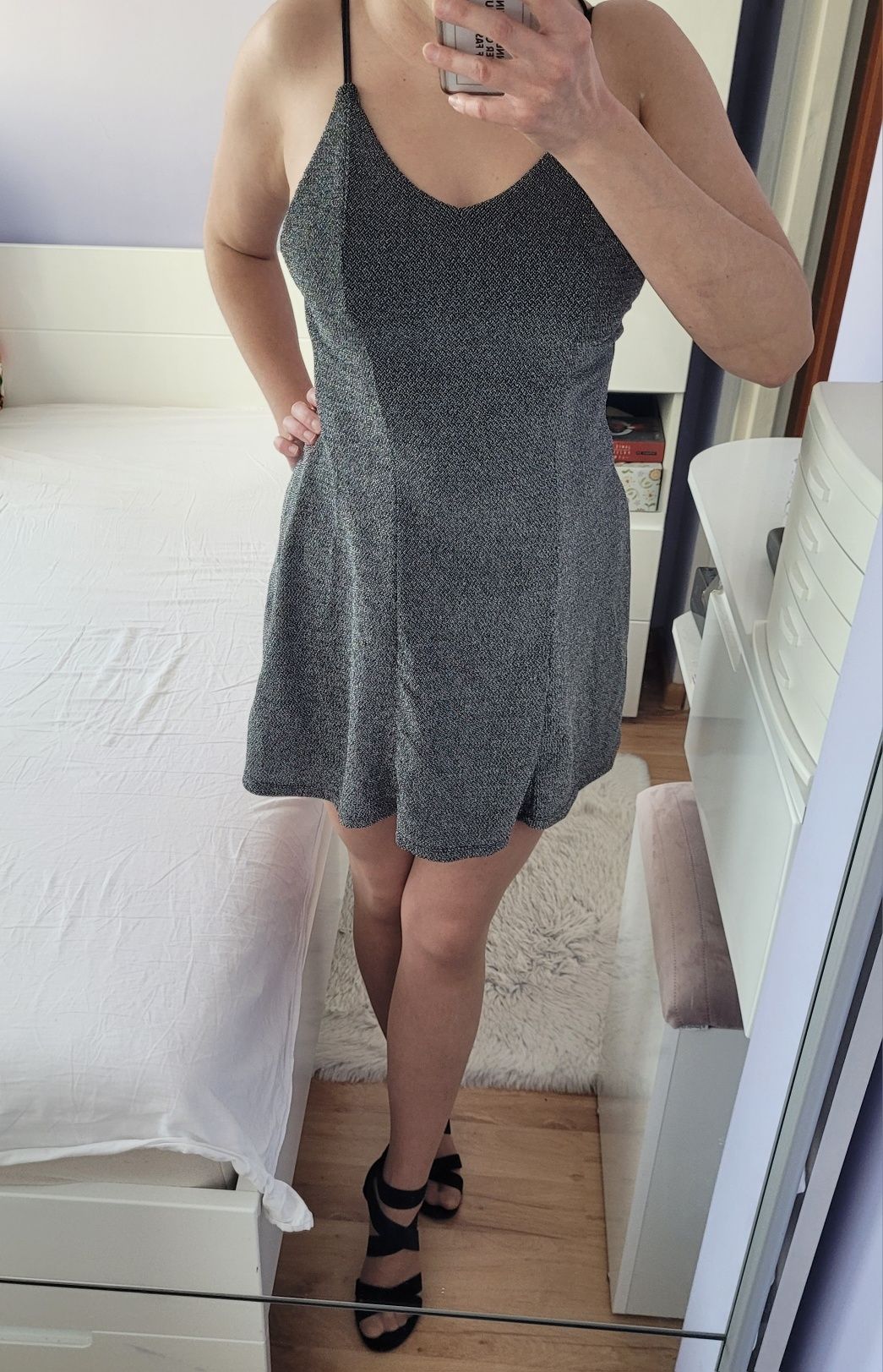 Sylwestrowa srebrna sukienka XS