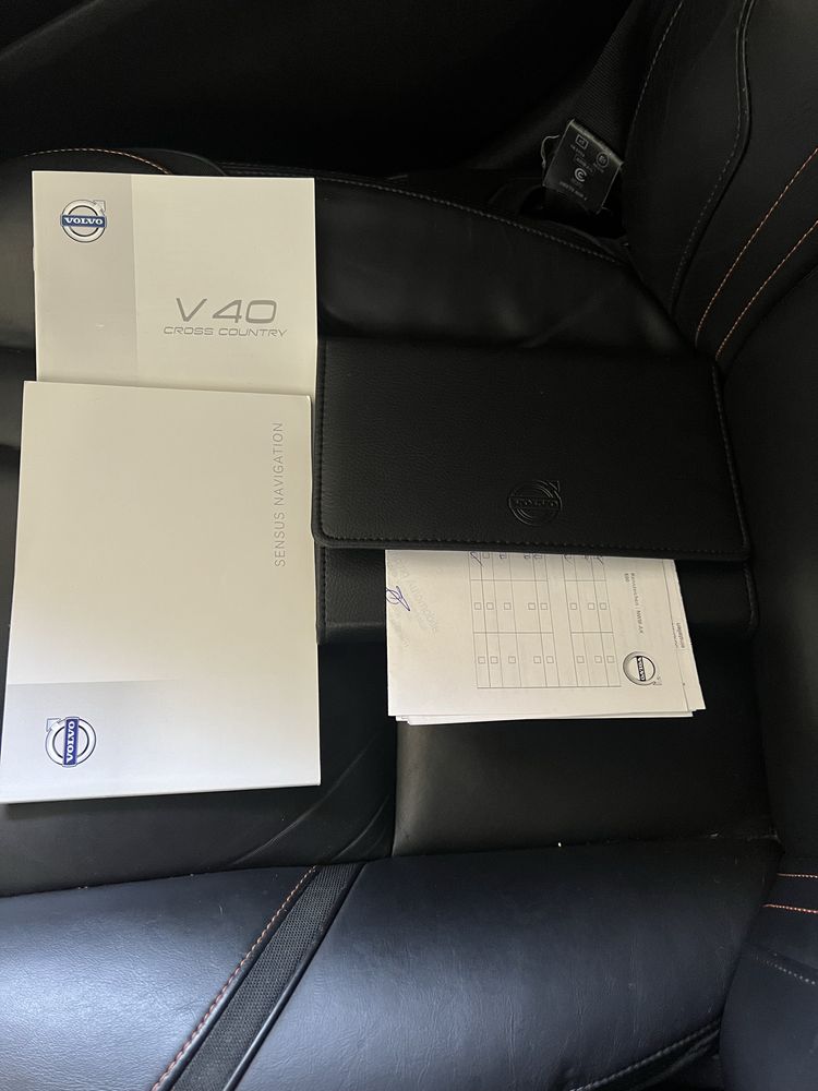 Volvo V40 D4 Cross Country (OCEAN RACE)