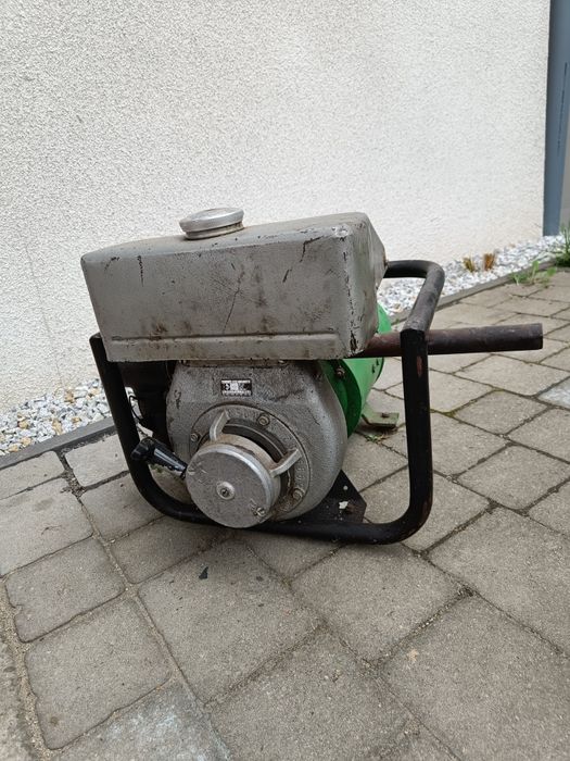 Wojskowy niemiecki agregat generator prądotwórczy VEM IFA
