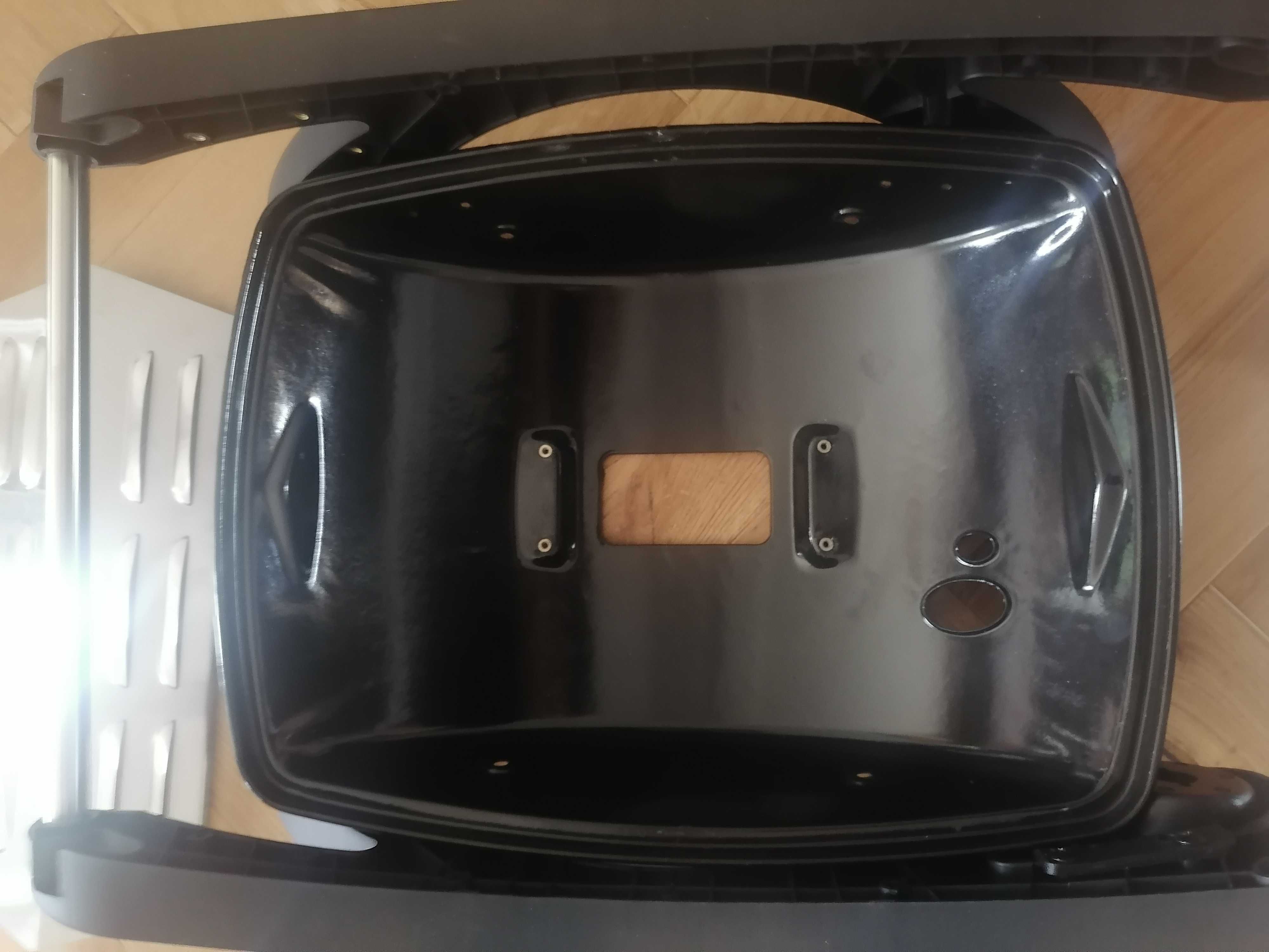 Grill gazowy Tepro Abington kompaktowy przenośny turystyczny 3,2kW