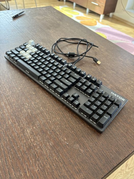 Hator Starfall клавиатура