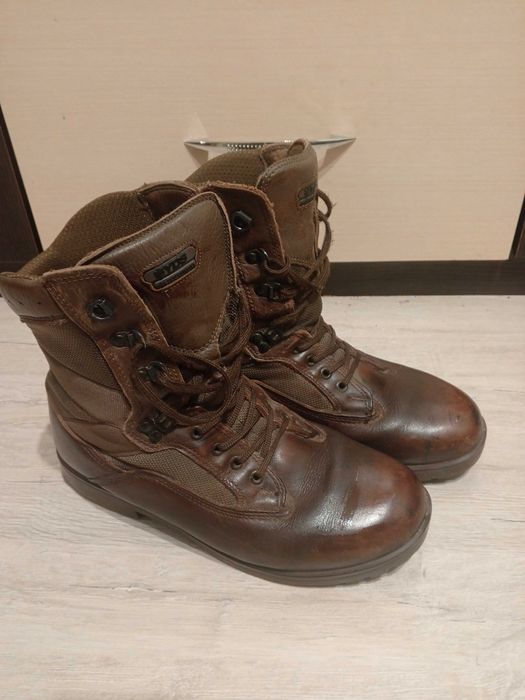 Ботинки чоловічі