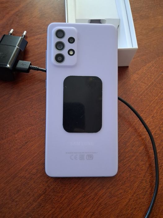 Смартфон Samsung Galaxy A52F/DS