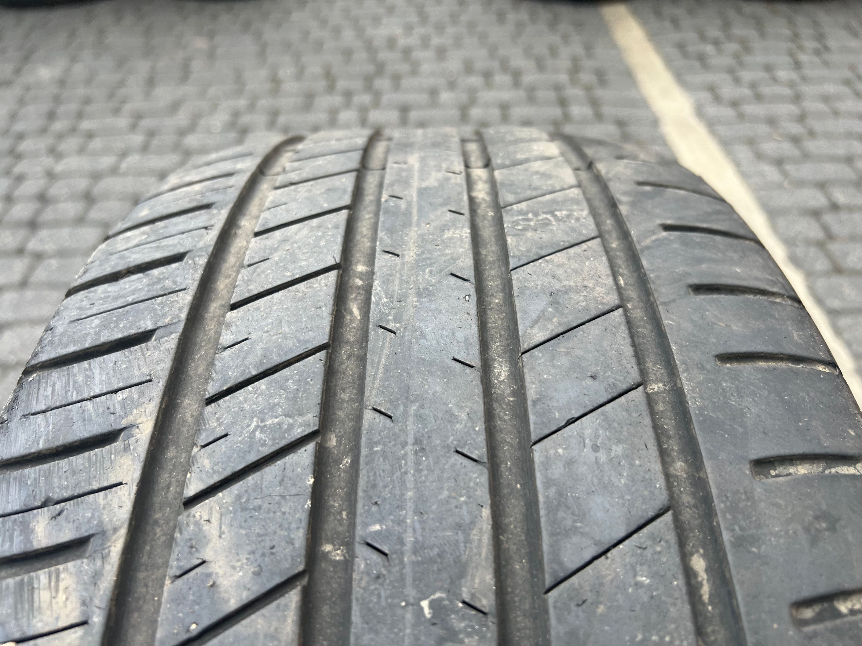 Opona Roadx RXQuest SU01- 275/45/21