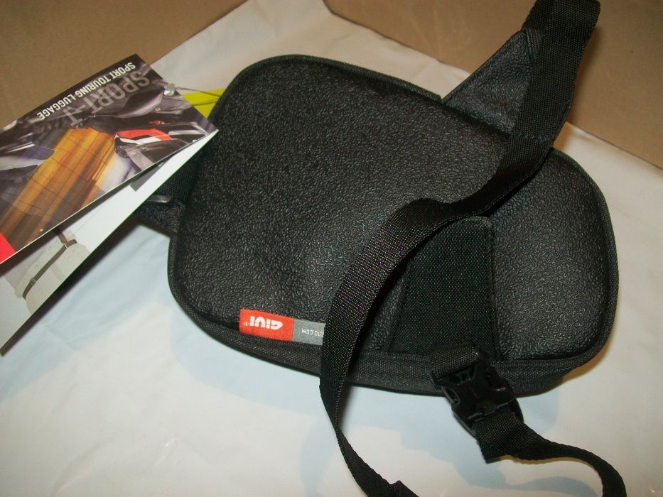 ST608B GIVI Torba , saszetka na nogę, SPORT-T Range , nowość,  ST608