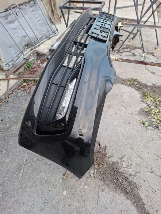 BMW G30 Продам Бампер передний ,задний в сборе с направляющими BMW g30