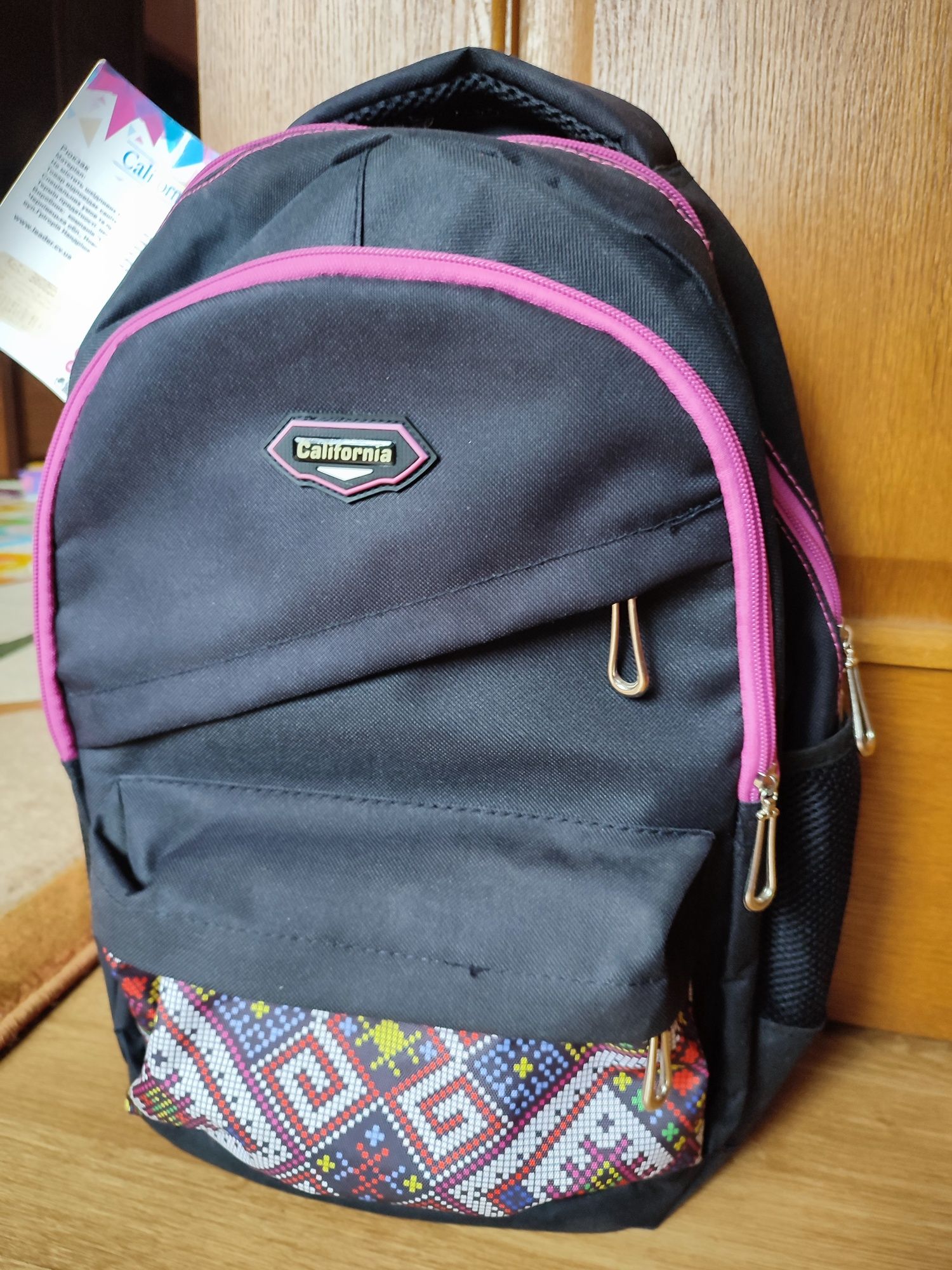 Рюкзак шкільний чорний з рожевим