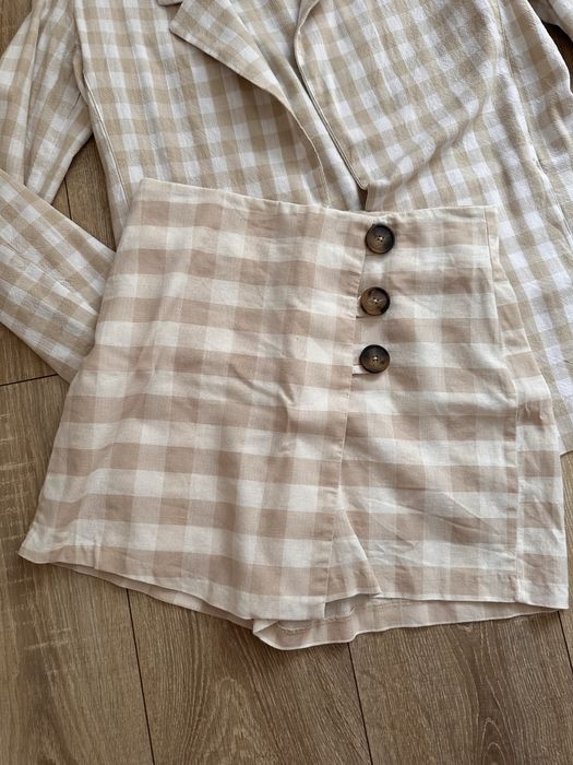 Костюм двійка Stradivarius (жакет-піджак, шорти)