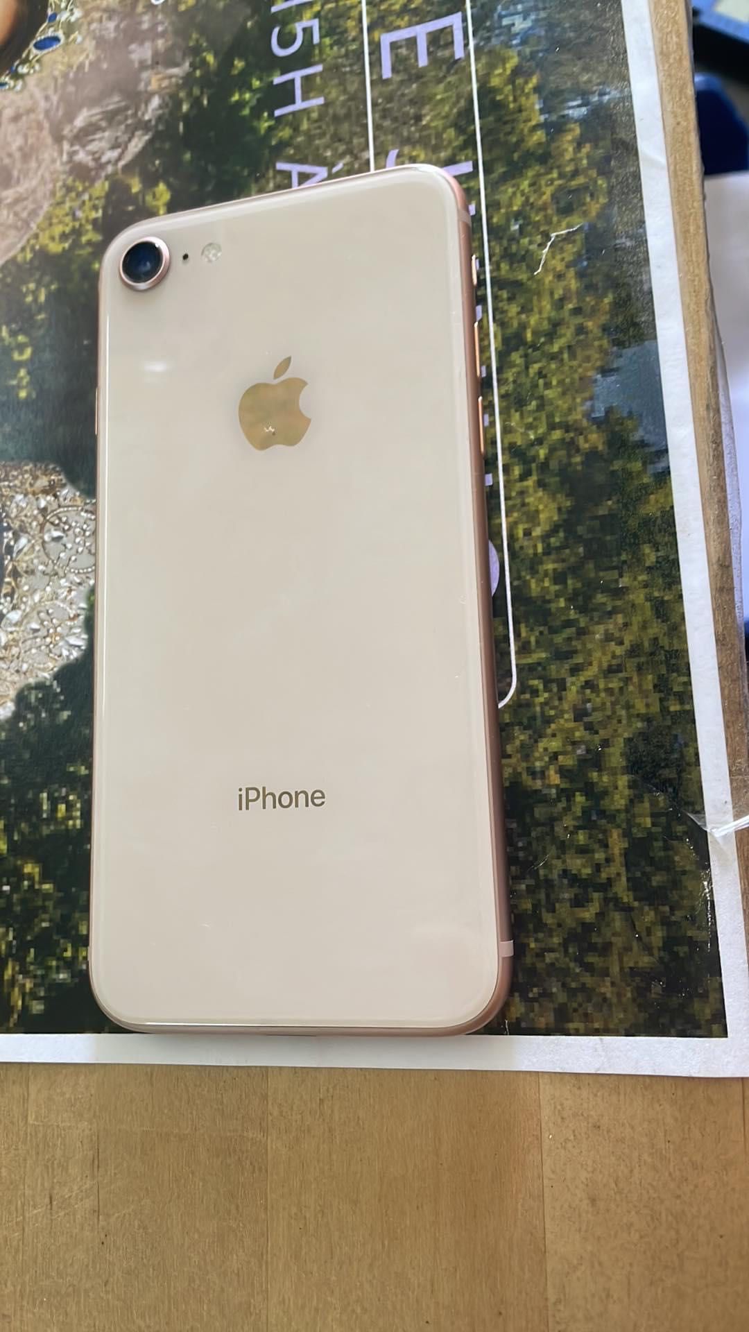 iPhone 8 64g para peças