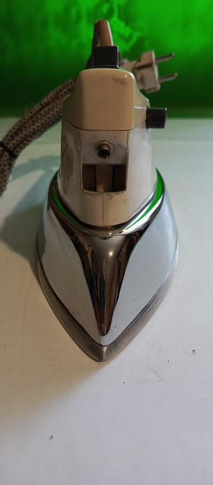 Kolekcjonerskie żelazko AEG w pięknym stanie.