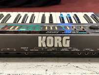 Korg poly 800 syntezator vintage