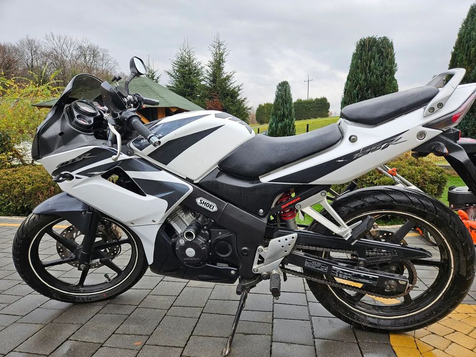 Honda CBR Sprzedam Honde CBR 125 JC39