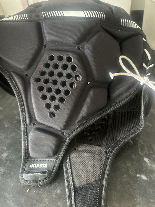 Capacete para rugby