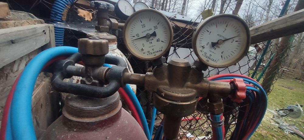 Butle, palniki, gazy techniczne, tlen, acetylen.